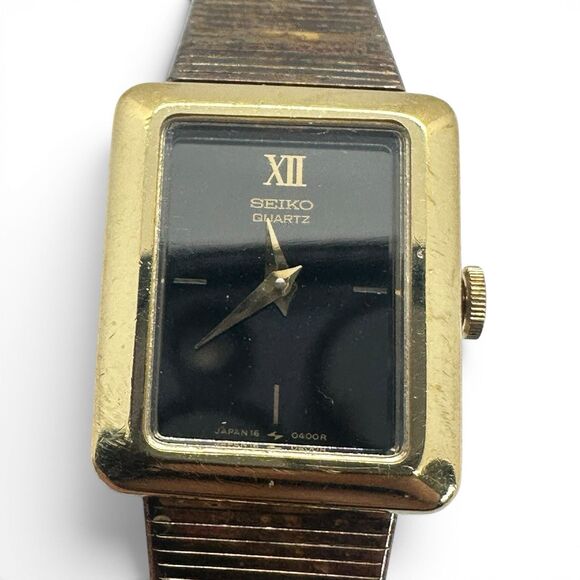 Vintage 70\'s Ladies Seiko Gold Plated Tank Watch Original Box Papers New Battery main image 5